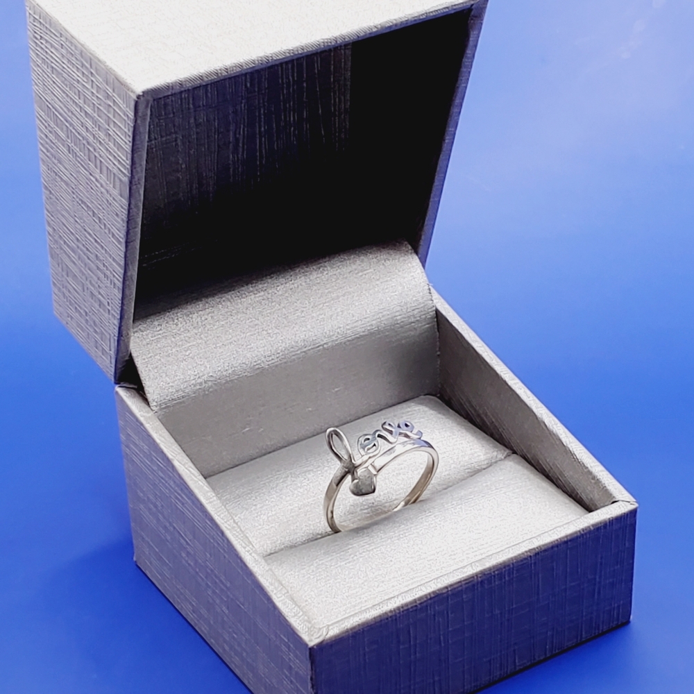 Love ring - Picture 3 of 4